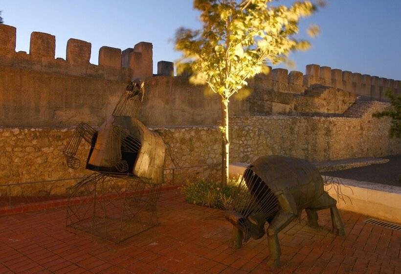 فندق Pousada Castelo De Alcacer Do Sal