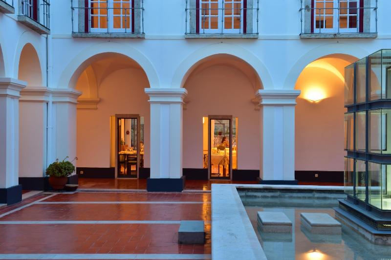 فندق Pousada Castelo De Alcacer Do Sal