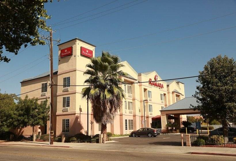 هتل Ramada By Wyndham Fresno Northwest