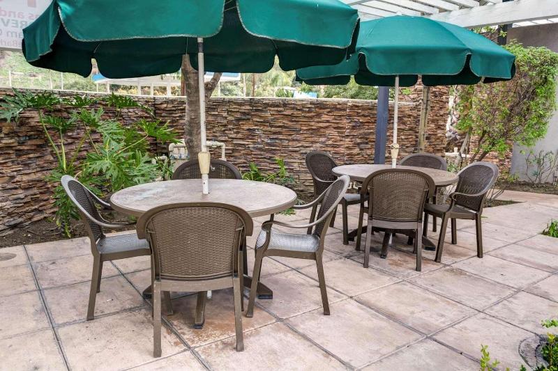 Tilt Hotel Universal Hollywood, Ascend Hotel Collection