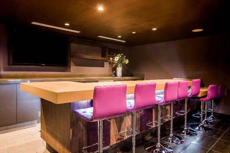 Tilt Hotel Universal Hollywood, Ascend Hotel Collection