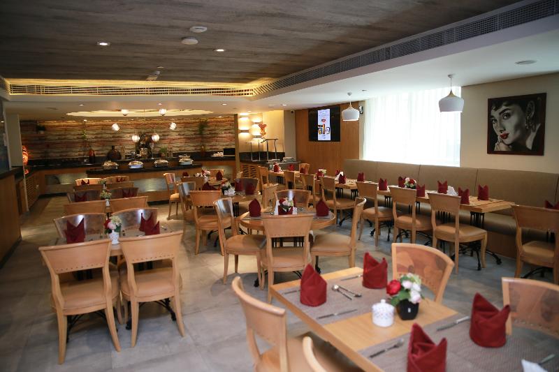 Fotos del hotel Versailles By Raviz:  22