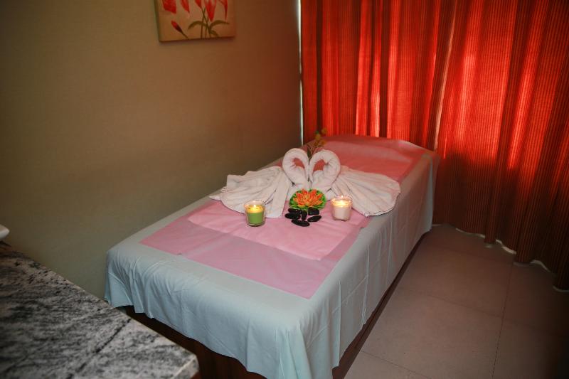 Fotos del hotel Versailles By Raviz:  23