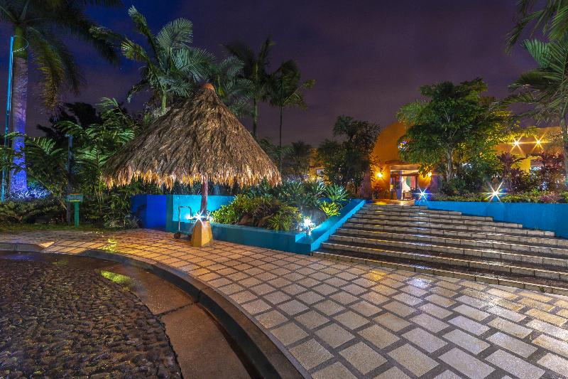 هتل Xandari Resort & Spa