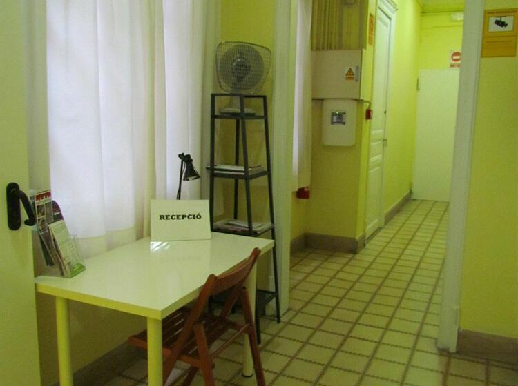 פנסיון Barcelona City Ramblas