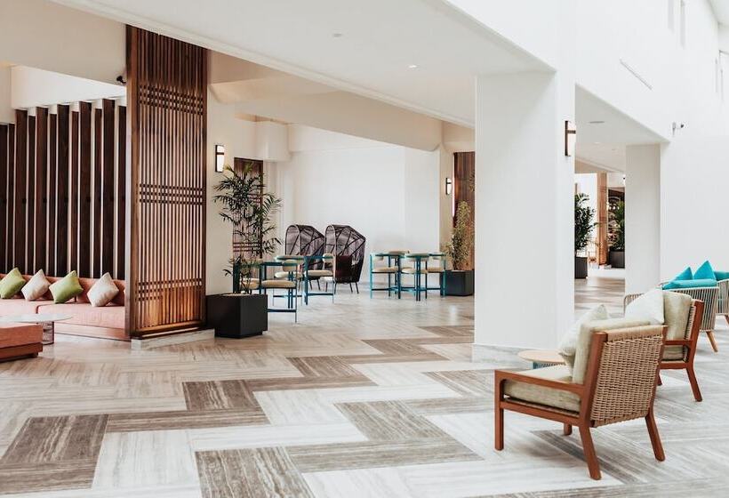 Crowne Plaza Resort Saipan