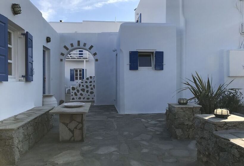 Elena Studios & Suites