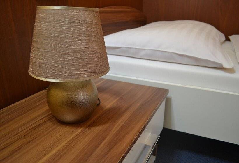 Fotos del hotel Apart Austria Suites:  22