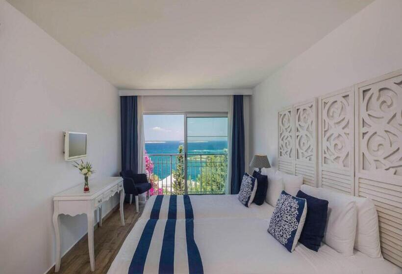 هتل Blue Dreams Resort Bodrum Ultra All Inclusive