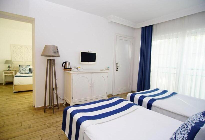 هتل Blue Dreams Resort Bodrum Ultra All Inclusive
