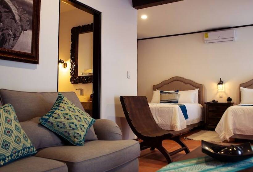هتل Casa De Adobe Gallery & Luxury Boutique