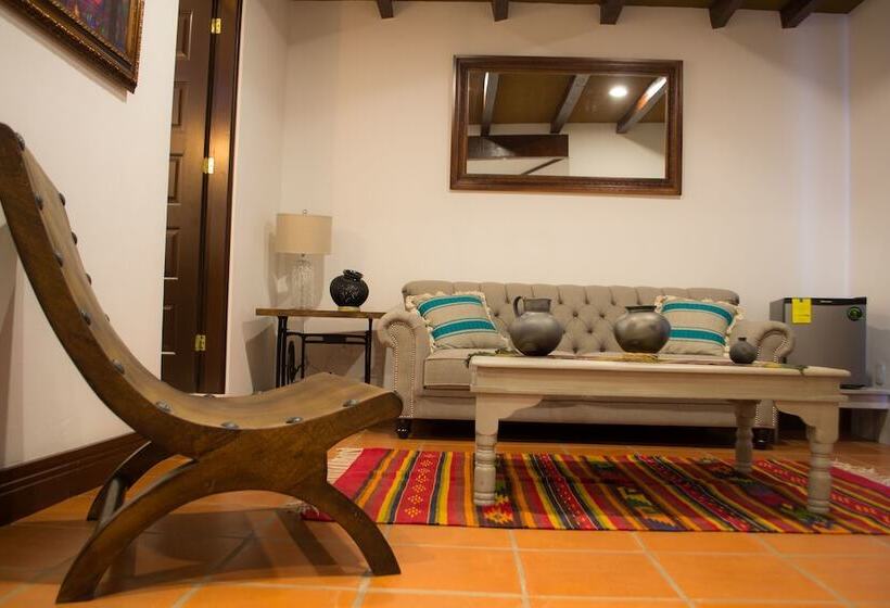 Hotel Casa De Adobe Gallery & Luxury Boutique