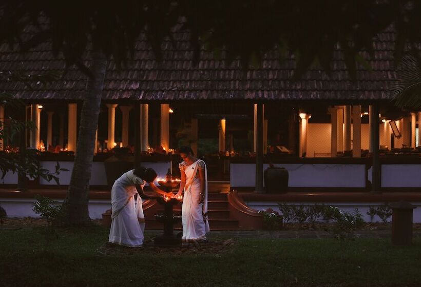ホテル Coconut Lagoon Kumarakom A Cgh Earth Experience