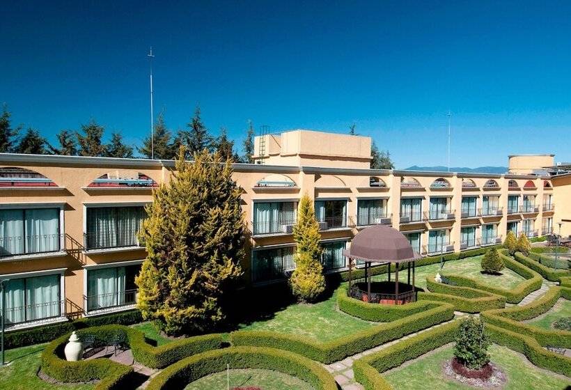 هتل Courtyard Toluca Airport