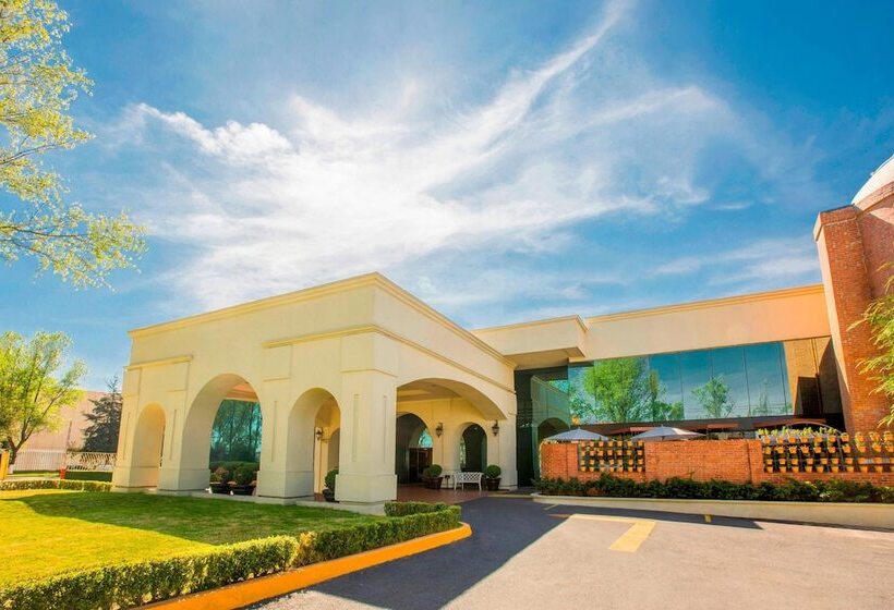 هتل Courtyard Toluca Airport