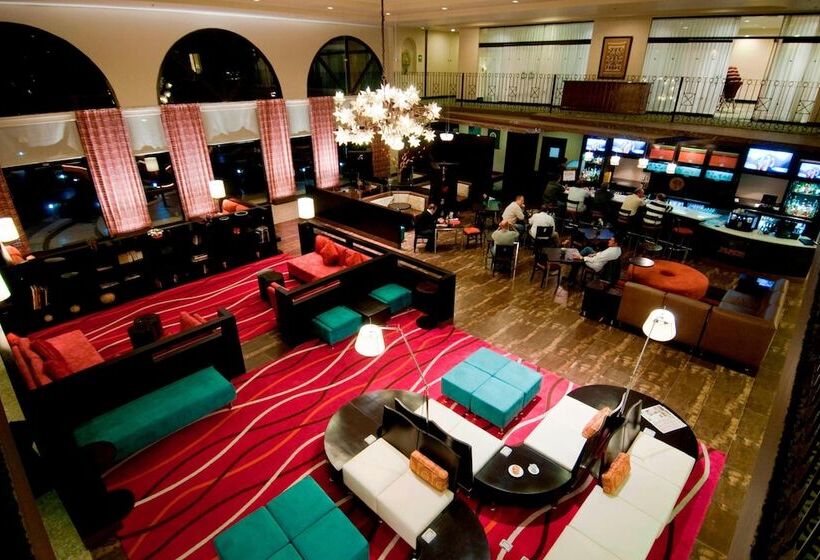 هتل Courtyard Toluca Airport