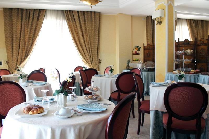 هتل D Angelo Palace