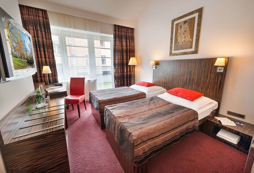 Fotos del hotel Ea  Crystal Palace:  2