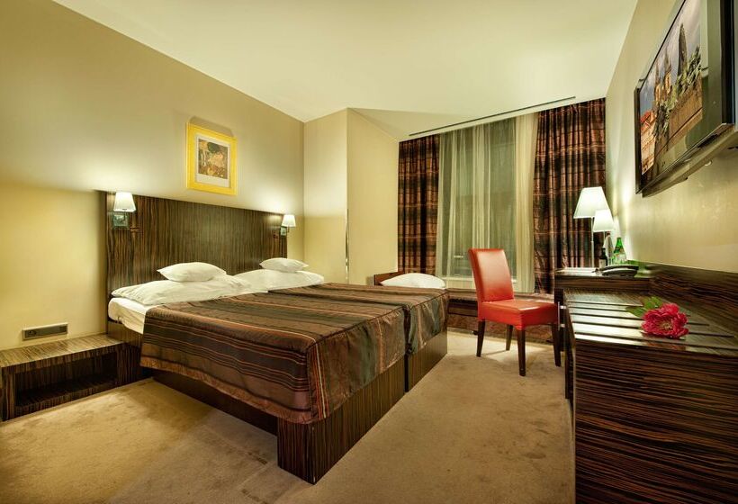 Fotos del hotel Ea  Crystal Palace:  3