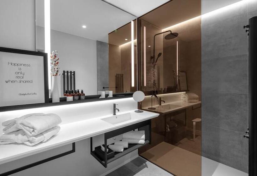 Fotos del hotel Mánes:  9