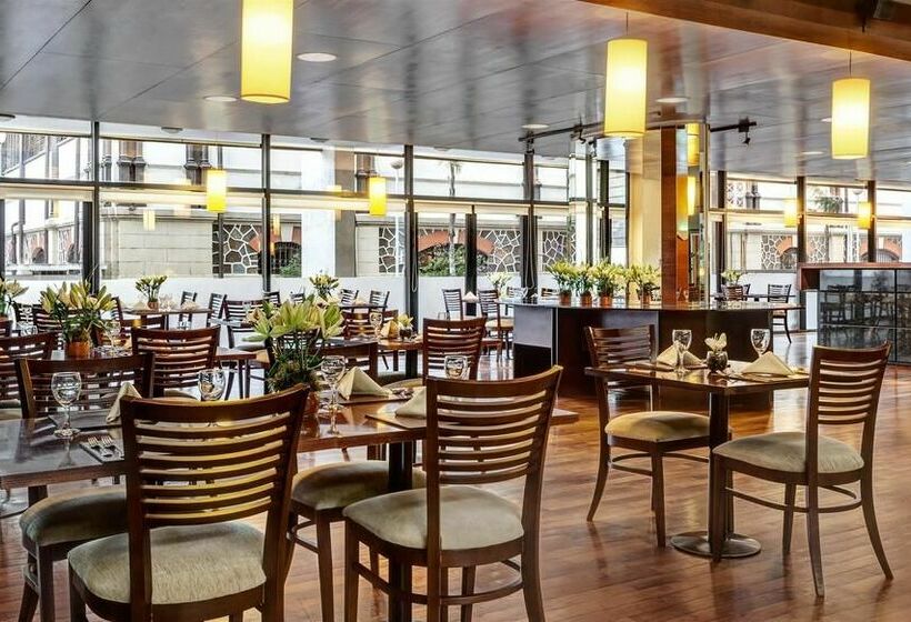 Fotos del hotel Four Points by Sheraton Montevideo:  13