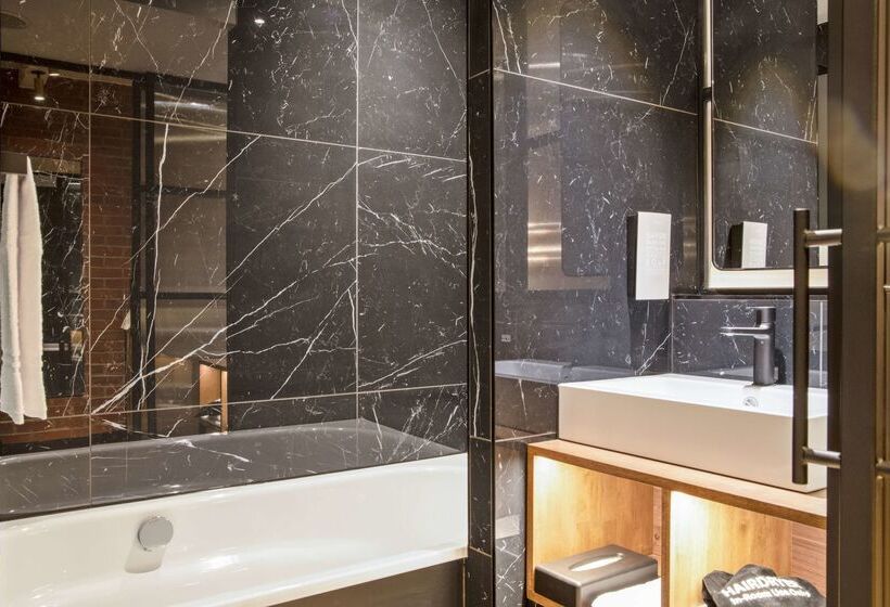 هتل Golden Tulip Warszawa Centrum