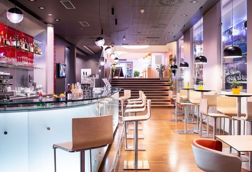 Fotos del hotel Ibis Praha Old Town:  22