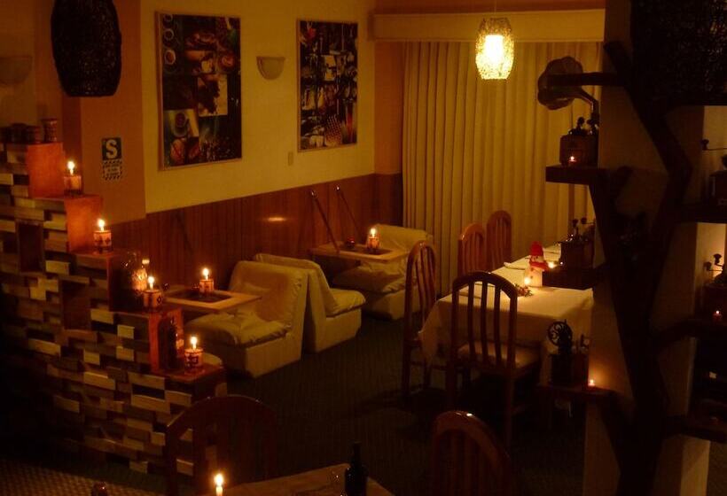 Kaaro Hotel El Buho