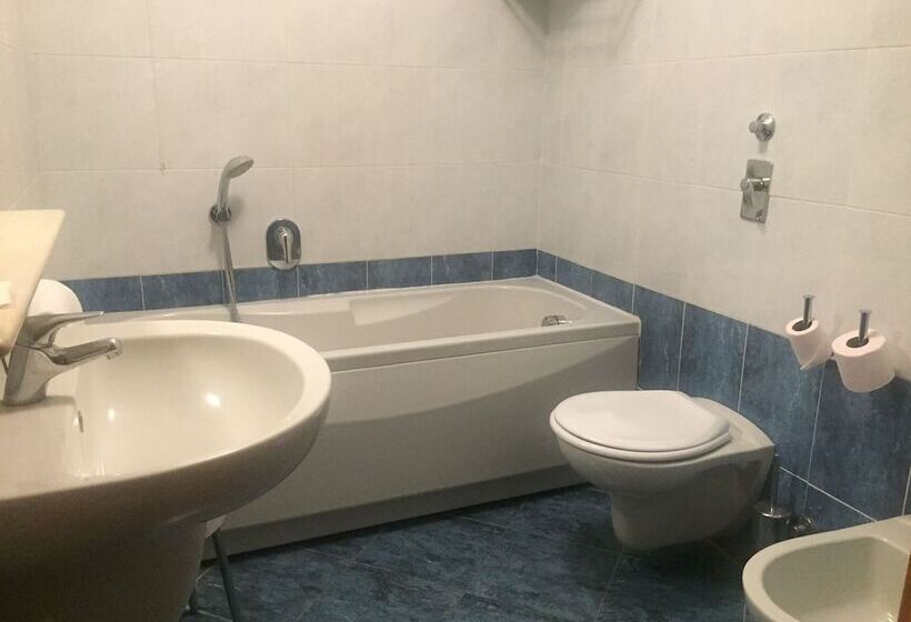 Fotos del hotel Keb:  7