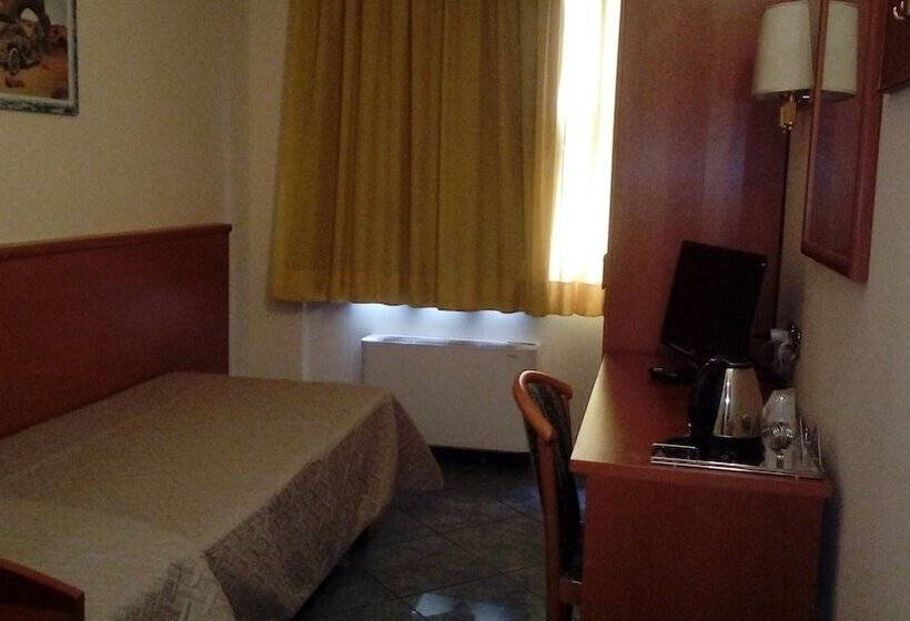 Fotos del hotel Keb:  11