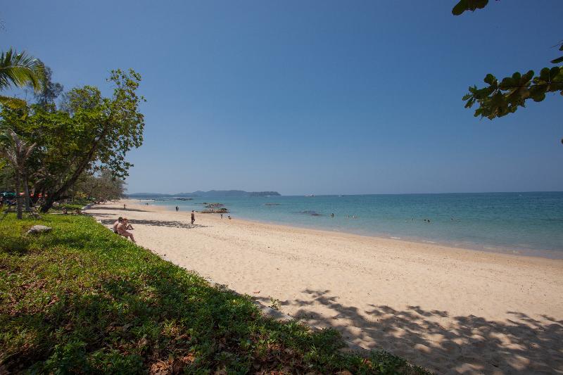 בית מלון כפרי Khaolak Merlin Resort