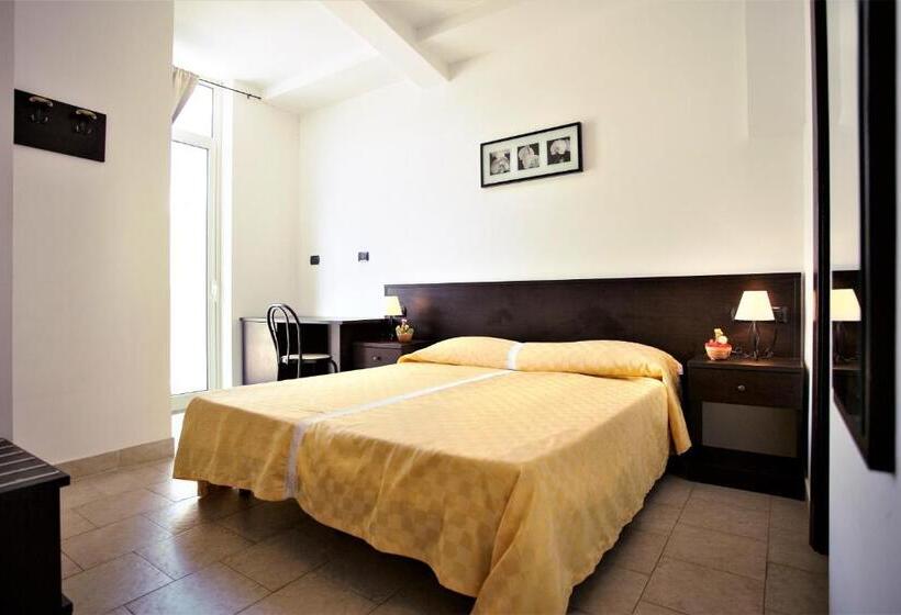 בית מלון כפרי Marabel