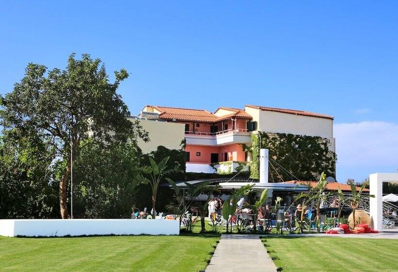 هتل Marigianna Apartments