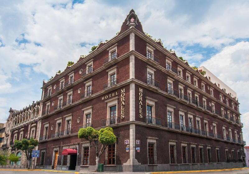 Отель Morales Historical & Colonial Downtown Core