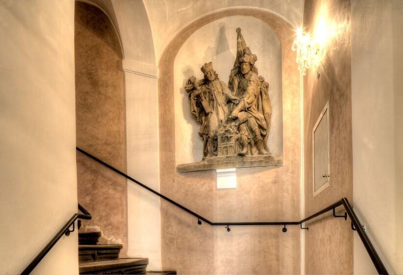 Fotos del hotel U Kocku:  26