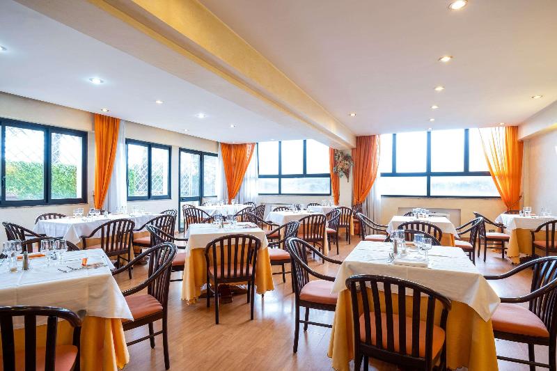 בית מלון כפרי Quality  Rouge Et Noir