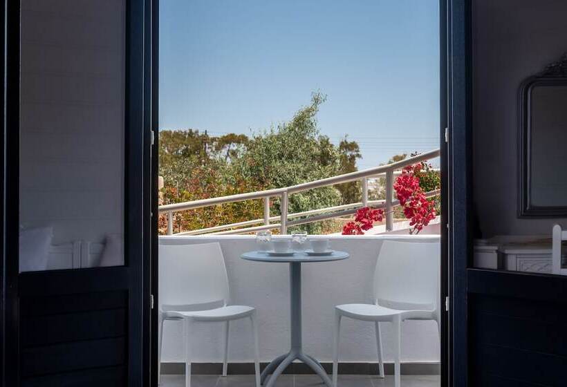 هتل Rivari Santorini