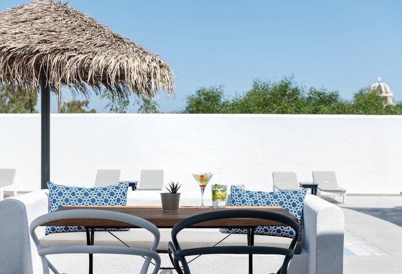 هتل Rivari Santorini