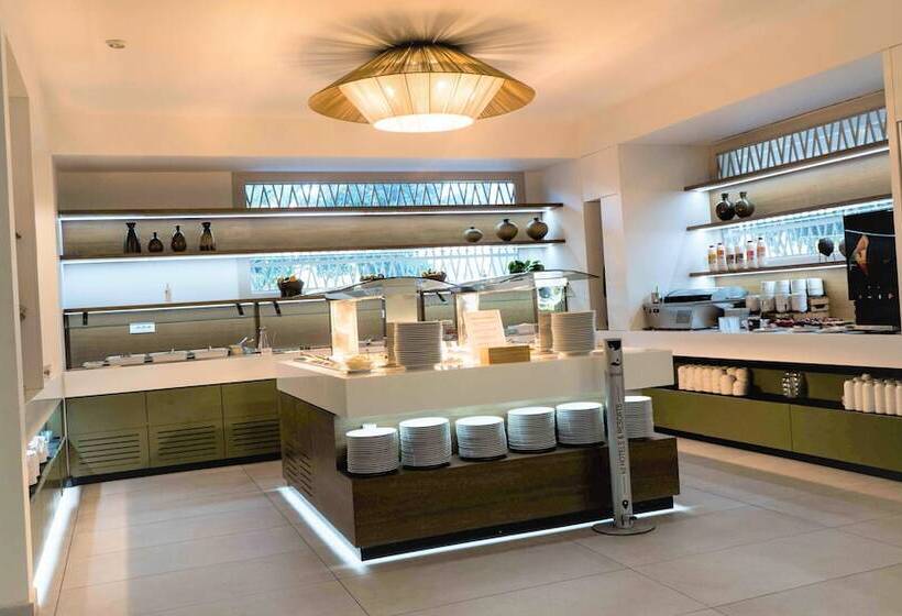 בית מלון כפרי Santo Miramare Beach Resort