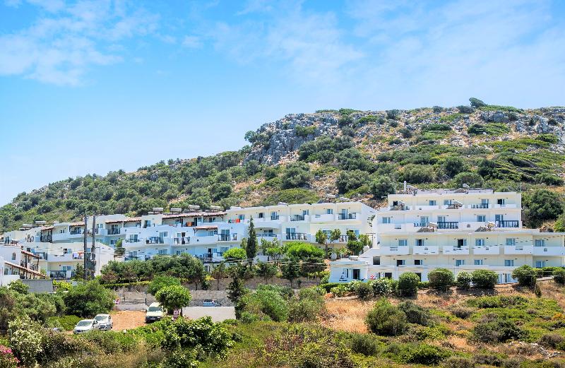 هتل Semiramis Village