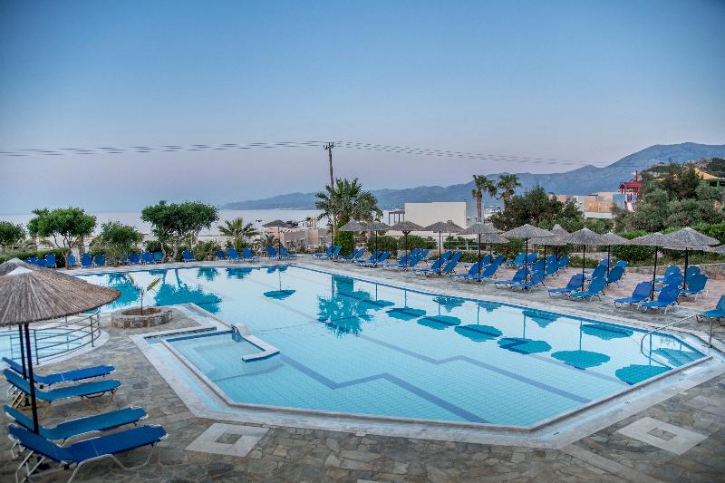 هتل Semiramis Village