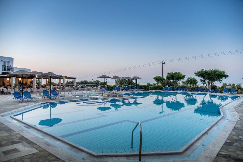 هتل Semiramis Village