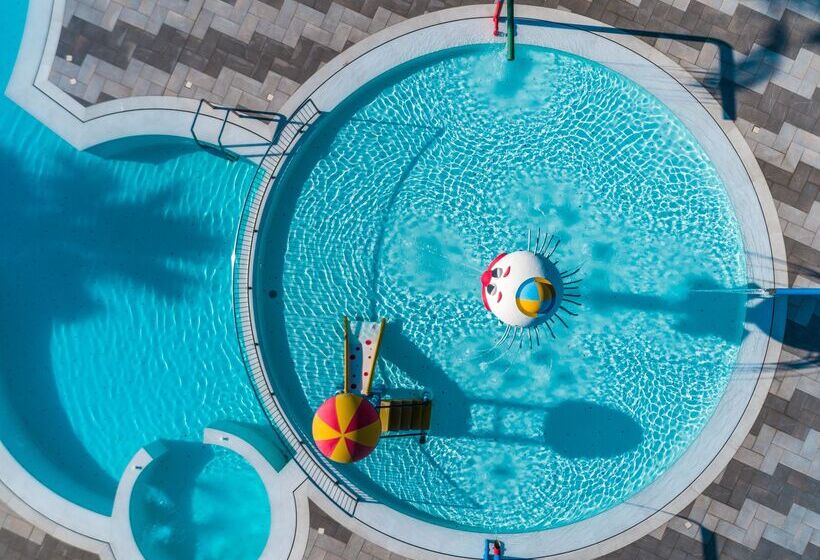 هتل Star Beach Village & Water Park