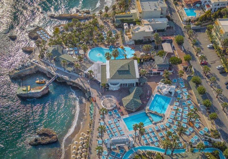 هتل Star Beach Village & Water Park