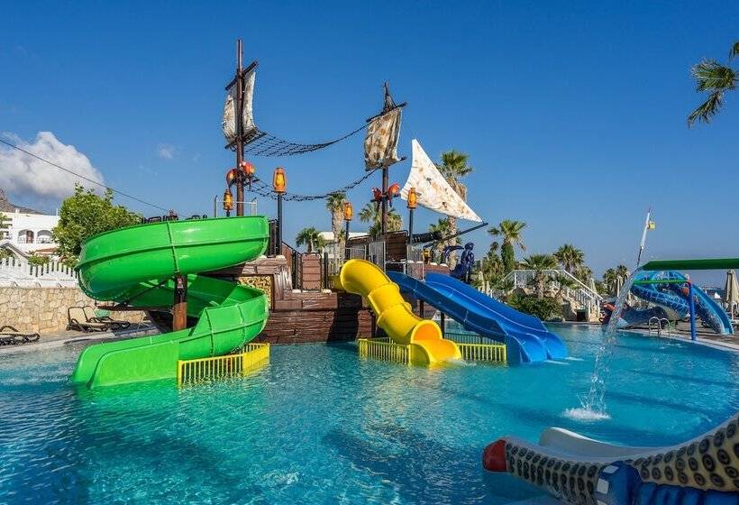 هتل Star Beach Village & Water Park