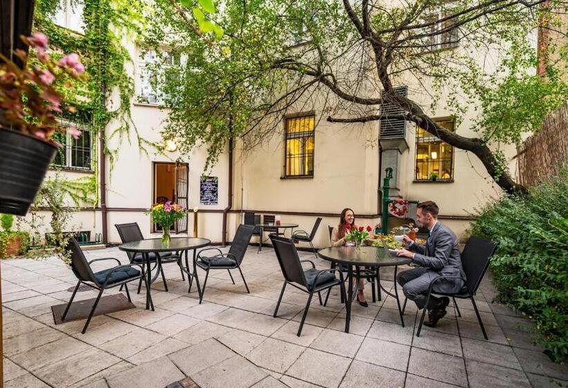 Fotos del hotel U Divadla:  18