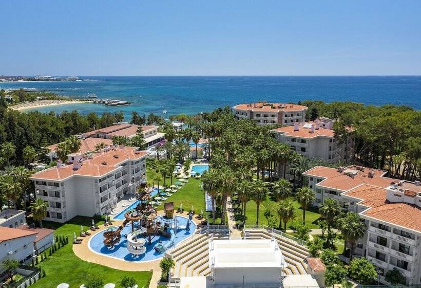 هتل Utopia Resort & Residence