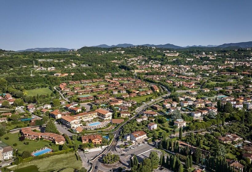 Le Terrazze Sul Lago Hotel & Residence