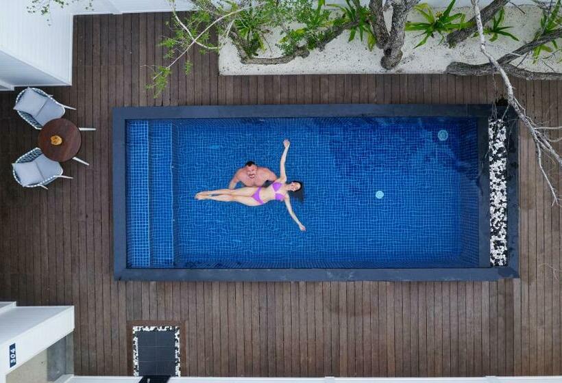 استراحتگاه Villa Nautica at Paradise Island