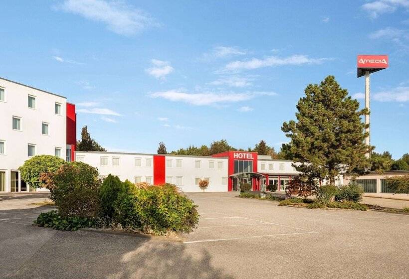 בית מלון כפרי Amedia Express Sattledt, Trademark Collection By Wyndham
